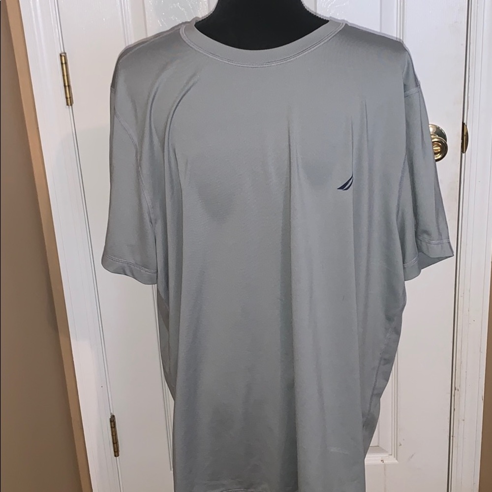 Men’s Nautica.Satiny T-Shirt